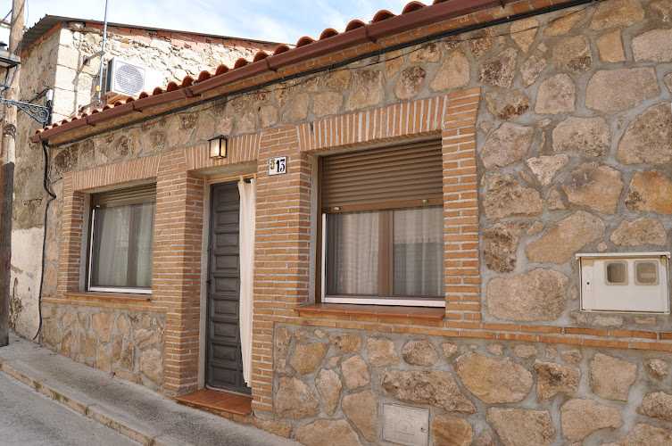 Fotografia tomada fuera de La Casilla de Nuño Gómez - Alojamiento en interiores en Nuño Gómez, Toledo