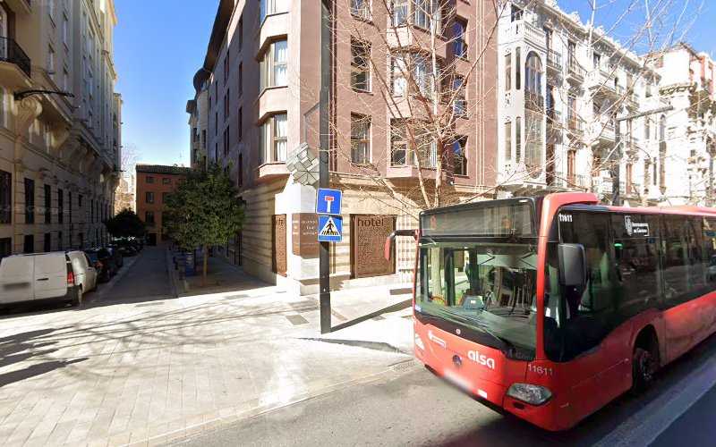 Fotografia tomada fuera de JOSE MARIA LIÑAN QUESADA - Carpintería en Granada, Granada