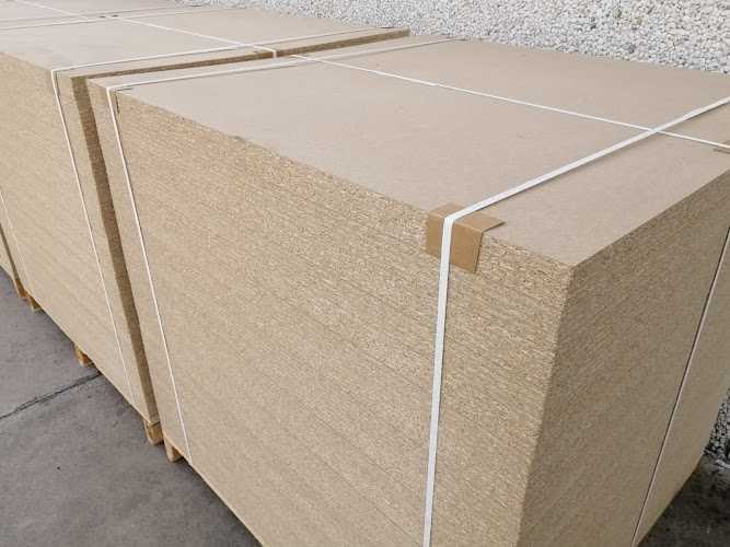 Fotografia tomada fuera de Fustes Castella, S.L. - Fusteria en Barberà del Vallès, Barcelona