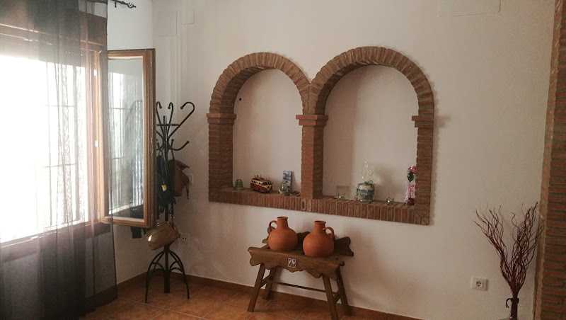 Fotografia tomada fuera de MI PALA Construcciones, Reformas y Mantenimiento - Empresa constructora en Almonaster la Real, Huelva