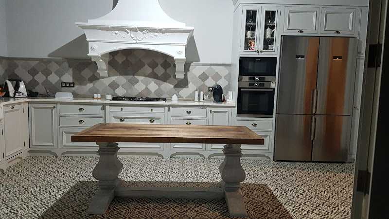 Fotografia tomada fuera de Carpinteria Herrera - Carpintería en Alhaurín el Grande, Málaga