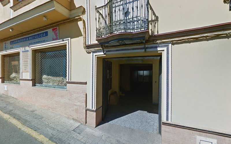 Fotografia tomada fuera de iván rodríguez - Carpintería metálica y de aluminio en Alcalá de Guadaíra, Sevilla