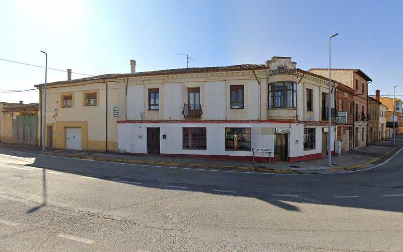 Fotografia tomada fuera de De La Vega Construcciones y reformas - Reformas en Melgar de Fernamental, Burgos