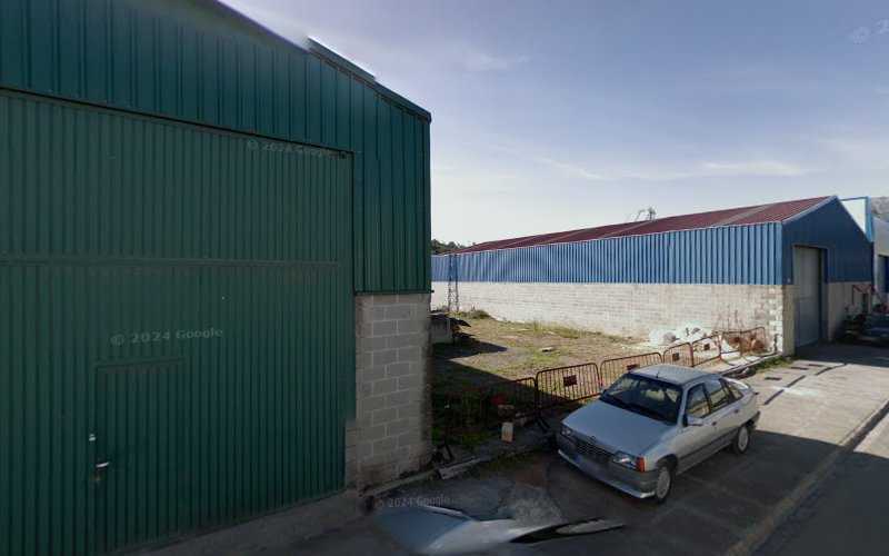 Fotografia tomada fuera de SOPRITEC - Carpintería metálica y de aluminio en Arriondas, Asturias