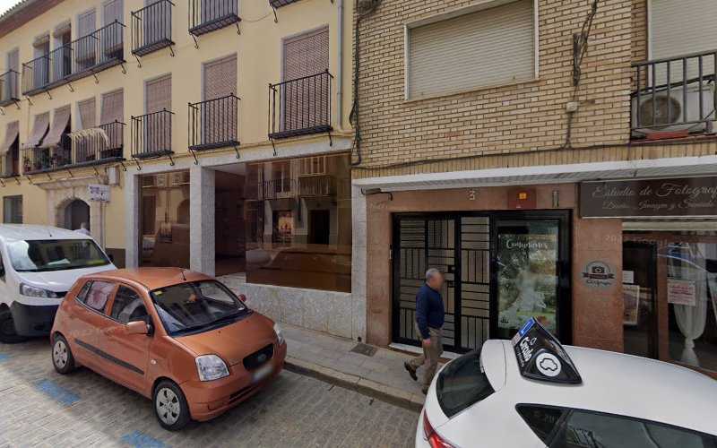 Fotografia tomada fuera de Carpintería Nuestra Señora De Gracia - Tienda de armarios en Archidona, Málaga