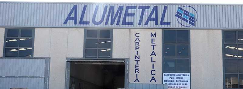 Fotografia tomada fuera de Alumetal 2006 Sl - Carpintería metálica y de aluminio en Antequera, Málaga