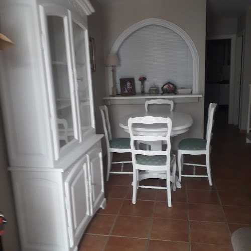 Fotografia tomada fuera de IBULEJE lacados y barnizados - Carpintería en Almuñécar, Granada