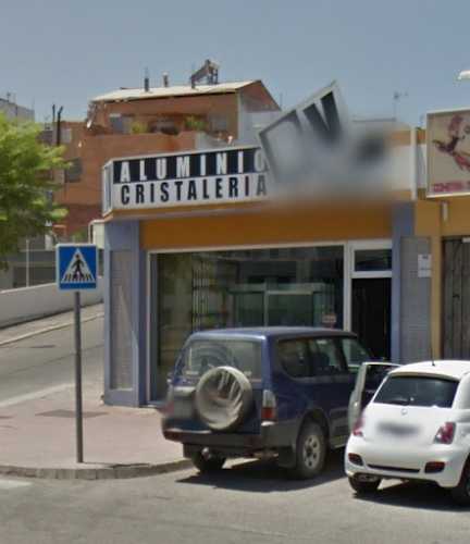 Fotografia tomada fuera de Aluminio y Cristalería Rafael Velasco S. L. - Tienda de artículos de cristal en Algeciras, Cádiz