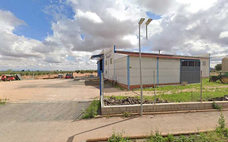 Fotografia tomada fuera de METÁLICAS MARZO - Carpintería metálica y de aluminio en Bolaños de Calatrava, Ciudad Real