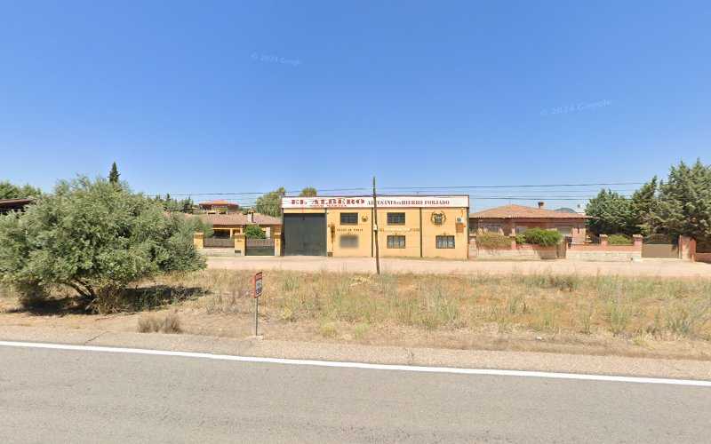 Fotografia tomada fuera de Forja Nono Martin - Muebles de Forja - Furniture manufacturer en Alcaudete de la Jara, Toledo