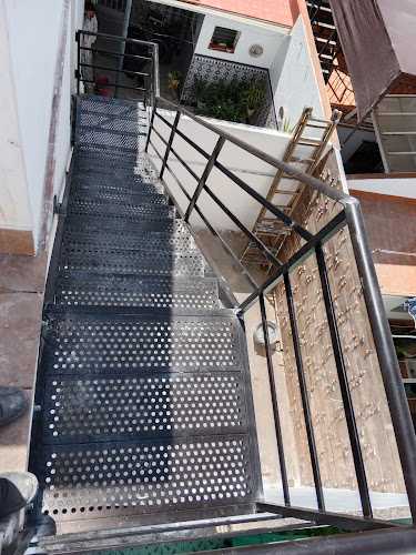 Fotografia tomada fuera de Carpintería Metálica JAM EL MAMITA - Carpintería metálica y de aluminio en Umbrete, Sevilla