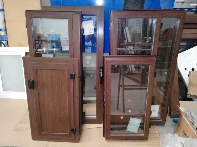 Fotografia tomada fuera de Alselux Sl - Carpintería metálica y de aluminio en Valencina de la Concepción, Sevilla