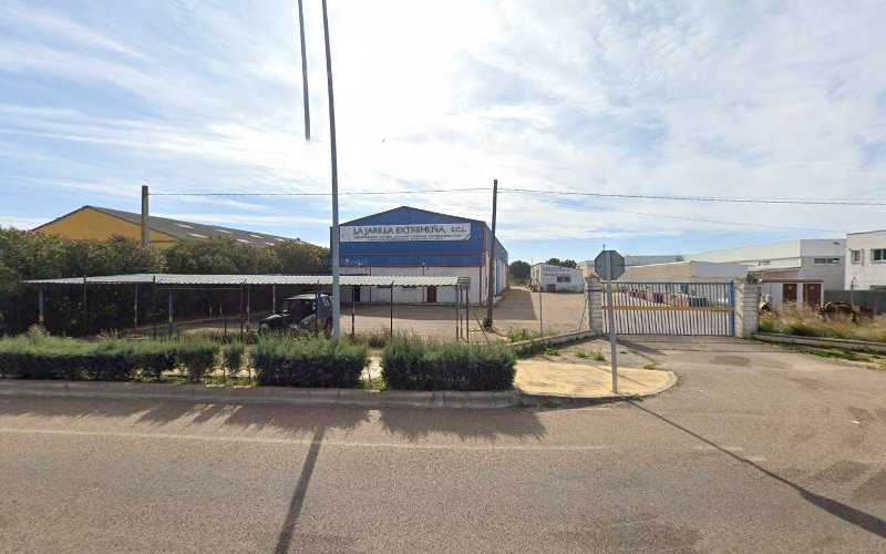 Fotografia tomada fuera de La Jarilla Extremeña - Carpintería metálica y de aluminio en La Garrovilla, Badajoz