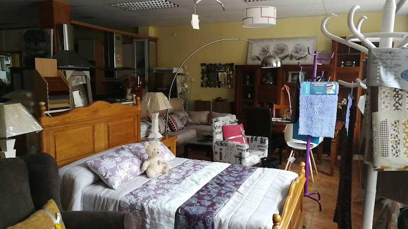 Fotografia tomada fuera de Muebles Peñas - Tienda de muebles en Huerta de Rey, Burgos
