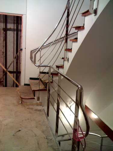 Fotografia tomada fuera de INOXIDABLES QUITOGA, S.L. - Carpintería metálica y de aluminio en Anahuir, Valencia