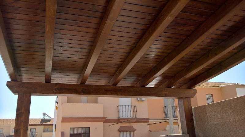 Fotografia tomada fuera de FABYT Siglo XXI, S.L - Carpintería en Coria del Río, Sevilla