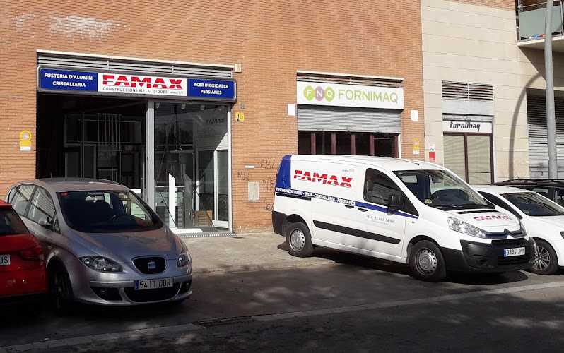 Fotografia tomada fuera de Famaxsels - Carpintería metálica y de aluminio en Castelldefels, Barcelona