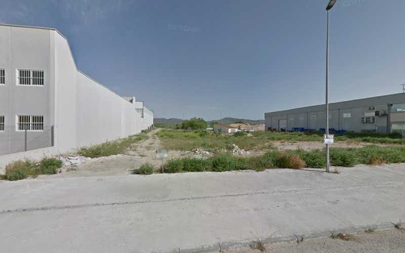 Fotografia tomada fuera de Carpintería y Estructuras Metálicas IMARPE - Carpintería en Hellín, Albacete