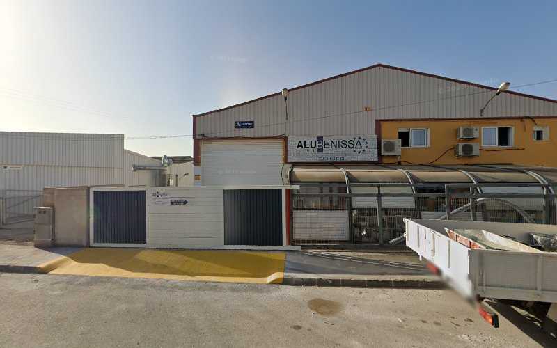 Fotografia tomada fuera de Miguel Angel Ivars Cardona - Carpintería metálica y de aluminio en Benissa, Alicante