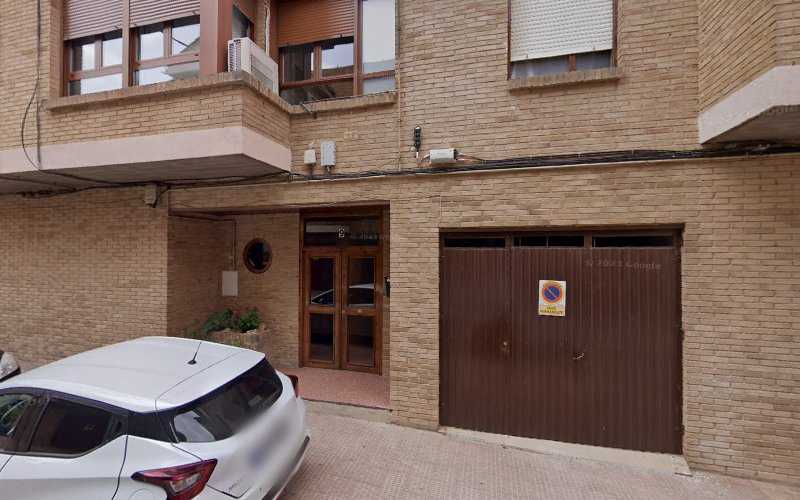 Fotografia tomada fuera de Parquets Romano - Servicio de instalación de suelos de madera en Corella, Navarra