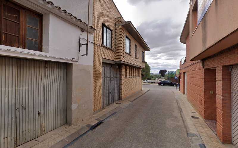 Fotografia tomada fuera de Imasce Muebles - Interiorista en Corella, Navarra