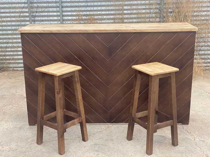 Fotografia tomada fuera de Maderas Milmar - Tienda de muebles en Córdoba, Córdoba