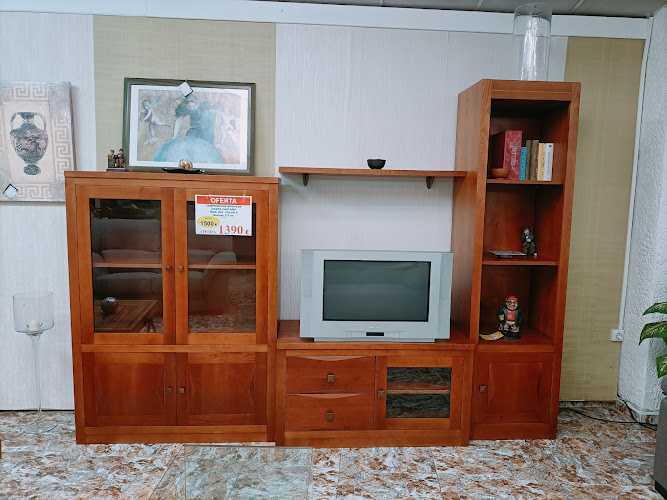 Fotografia tomada fuera de Malga Muebles | Tienda, Exposición y Outlet en Colunga - Tienda de muebles en Colunga, Asturias