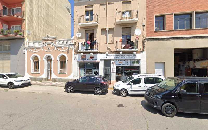 Fotografia tomada fuera de F de Fusta/Cerrajero 24h - Carpintero en Cervera, Lérida