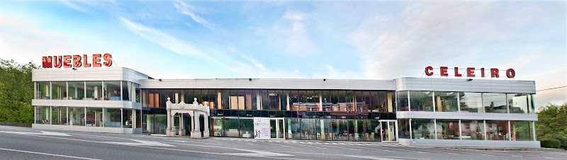 Fotografia tomada fuera de Muebles Celeiro - Tienda de muebles en Sarria, Lugo