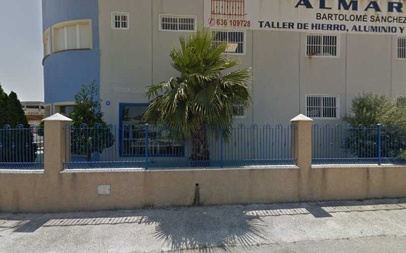 Fotografia tomada fuera de Carpintería Metálica Almarjal - Carpintería metálica y de aluminio en Cehegín, Murcia