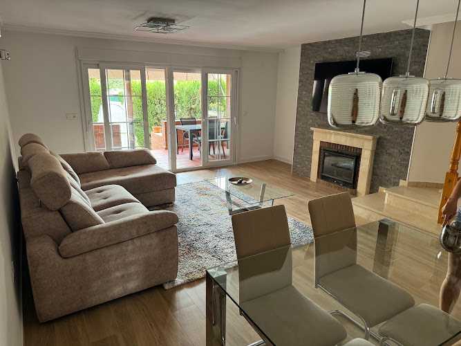 Fotografia tomada fuera de Delta - Carpintería en Elche, Alicante