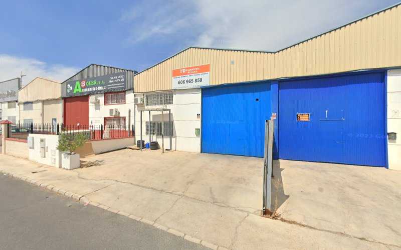 Fotografia tomada fuera de FR Carpintería Metálica - Carpintería metálica y de aluminio en Écija, Sevilla