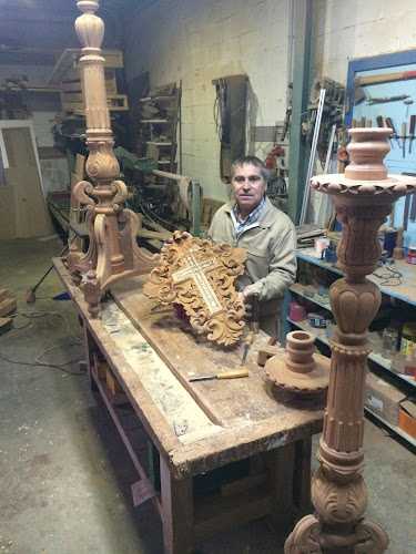 Fotografia tomada fuera de Carpintería Ebanistería José Juan - Artesanía en Écija, Sevilla