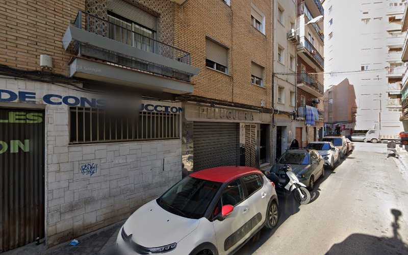 Fotografia tomada fuera de Araceli Martín Heredia - Carpintería metálica y de aluminio en Granada, Granada