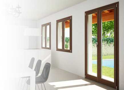 Fotografia tomada fuera de Aluminios Miguel Leyva - Carpintería metálica y de aluminio en Granada, Granada