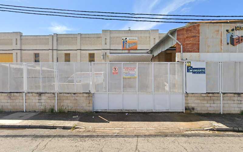 Fotografia tomada fuera de Muebles Ebano Miguelturra Sociedad Coop Limitada - Fábrica de muebles en Miguelturra, Ciudad Real