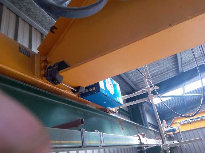 Fotografia tomada fuera de Famifer Metálicas S L - Carpintería metálica y de aluminio en Masdenverge, Tarragona