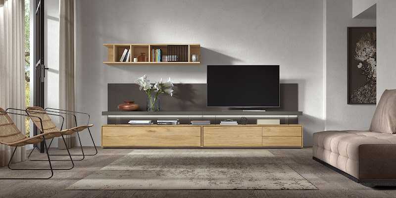 Fotografia tomada fuera de Muebles Rosamor - Fábrica de muebles en Mancha Real, Jaén