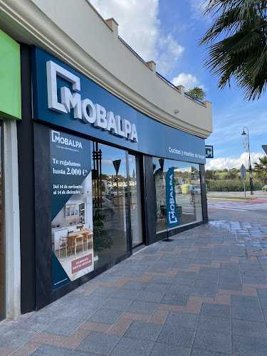 Fotografia tomada fuera de Mobalpa - Magasin de meubles de cuisine en Las Lagunas de Mijas, Málaga