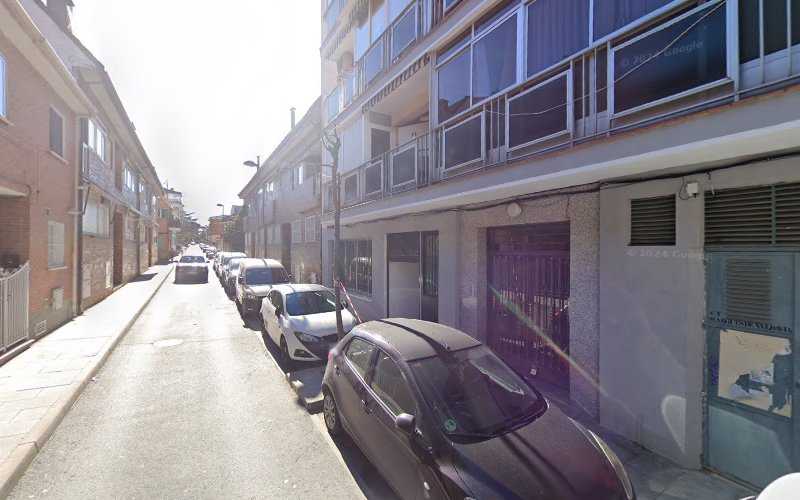 Fotografia tomada fuera de CARPINTERIA METALICA DANIEL - Carpintería metálica y de aluminio en La Estación, Madrid