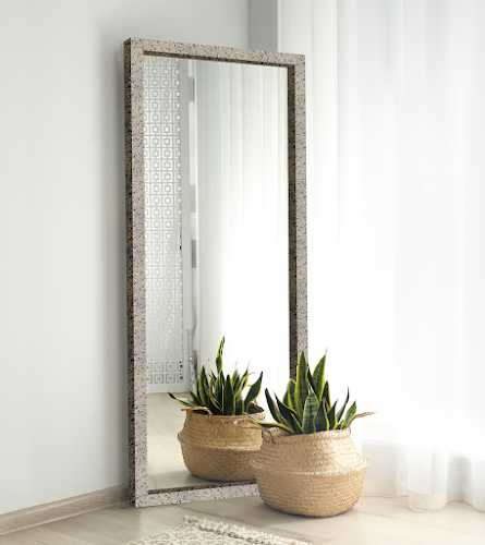 Fotografia tomada fuera de González Arte y Decoración S.L. - Fábrica de muebles en Premià de Dalt, Barcelona