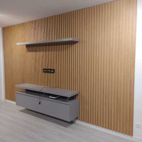 Fotografia tomada fuera de PAVIMOL Soluciones en Madera - Establecimiento de venta de madera en Arroyomolinos, Madrid