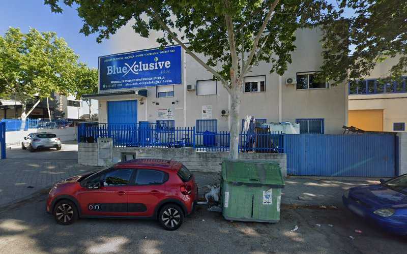 Fotografia tomada fuera de Aluminios GARCÍA LOPÉZ - Carpintería metálica y de aluminio en Arroyomolinos, Madrid