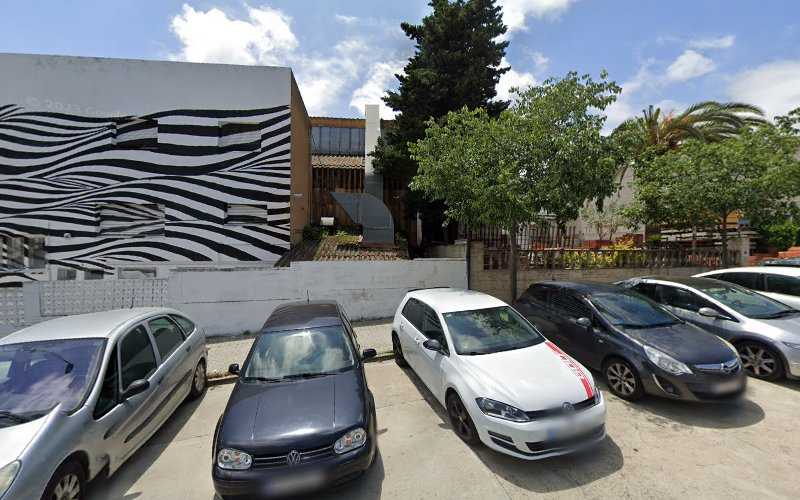 Fotografia tomada fuera de Fustería Ebenisteria Arenys - Tienda de armarios en Arenys de Munt, Barcelona