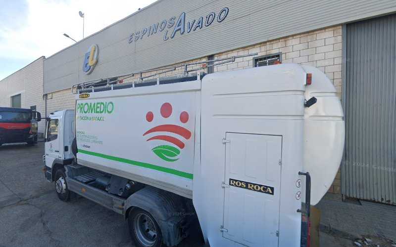 Fotografia tomada fuera de Espinosa Lavado SL - Carpintería metálica y de aluminio en Villagonzalo, Badajoz