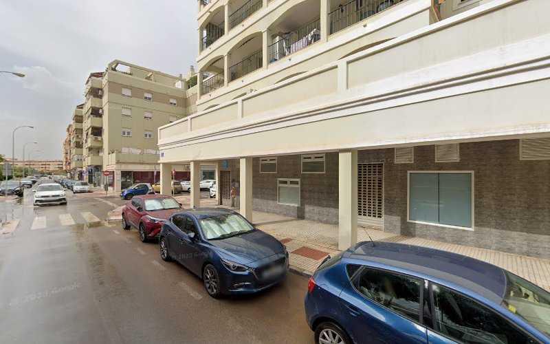 Fotografia tomada fuera de Cocinas Medina - Tienda de muebles de cocina en Vélez-Málaga, Málaga