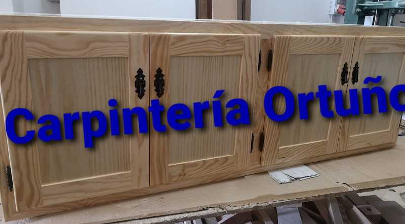 Fotografia tomada fuera de CARPINTERIA DE MADERA JUAN ANTONIO ORTUÑO - Carpintero en Peal de Becerro, Jaén