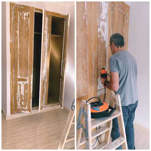 Fotografia tomada fuera de Manos de hada Puçol - Servicio de restauración de muebles antiguos en Puçol, Valencia