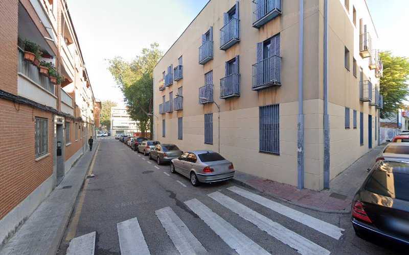 Fotografia tomada fuera de Carpintería Eduna, S.L. - Carpintería en Pinto, Madrid