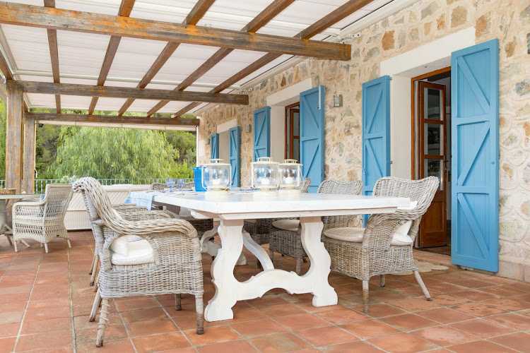 Fotografia tomada fuera de Cuinbec - Carpintería en Alcúdia, Baleares